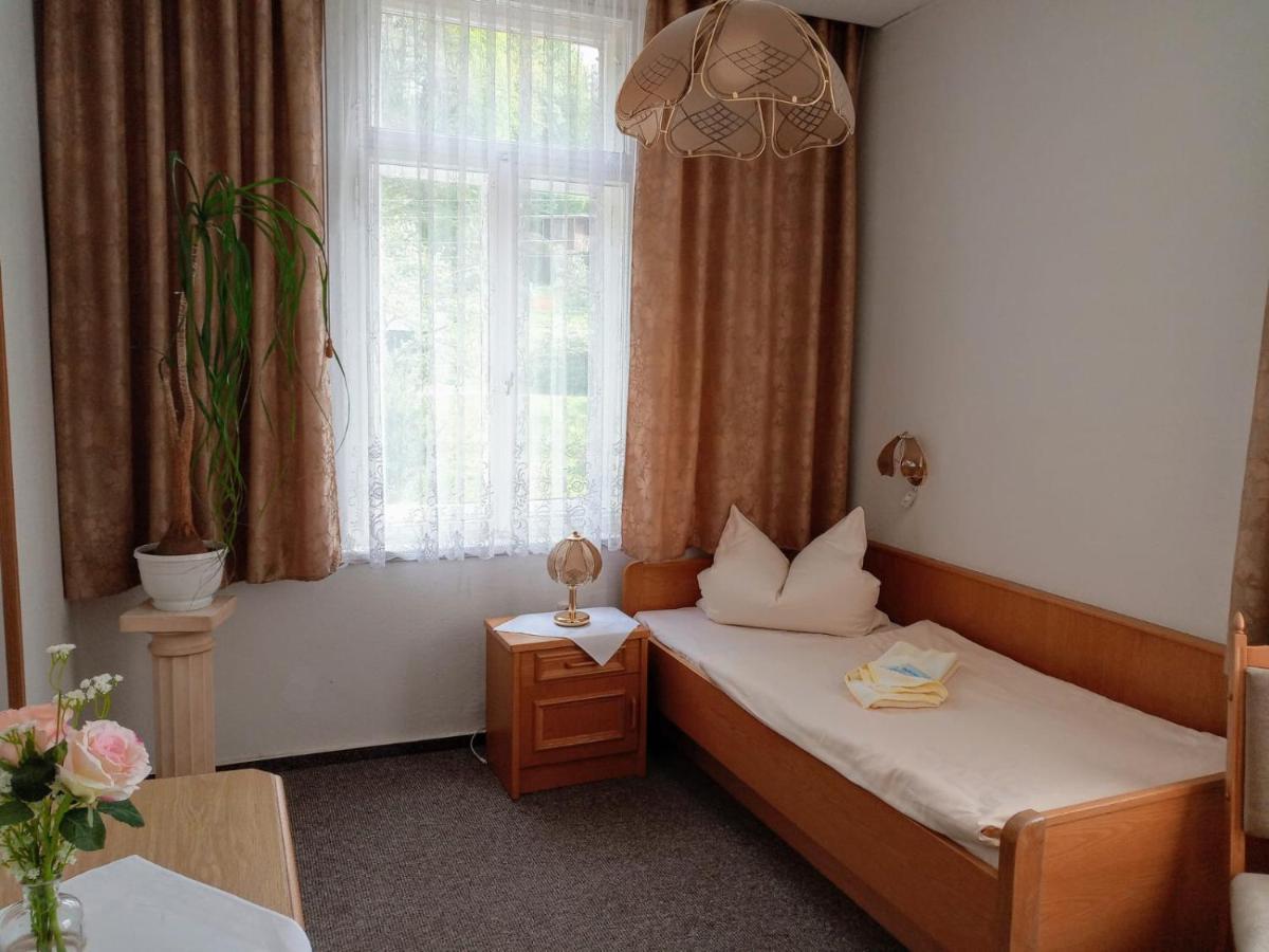 Cafe Zur Talsperre Hotel Chemnitz Phòng bức ảnh